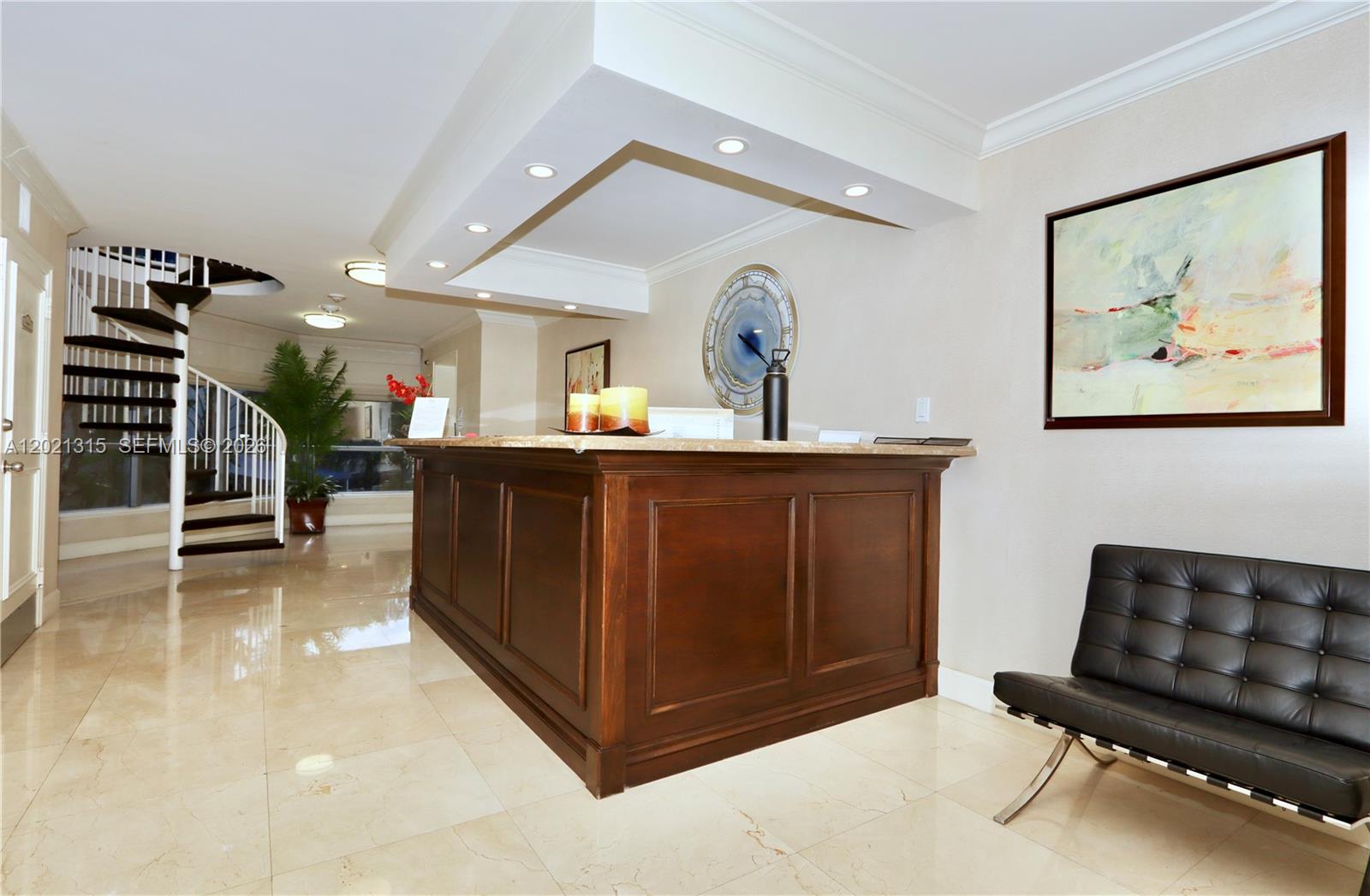MYSTIC POINTE TOWER 500 C - Residential