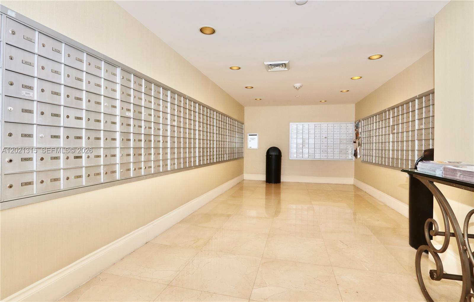 MYSTIC POINTE TOWER 500 C - Residential