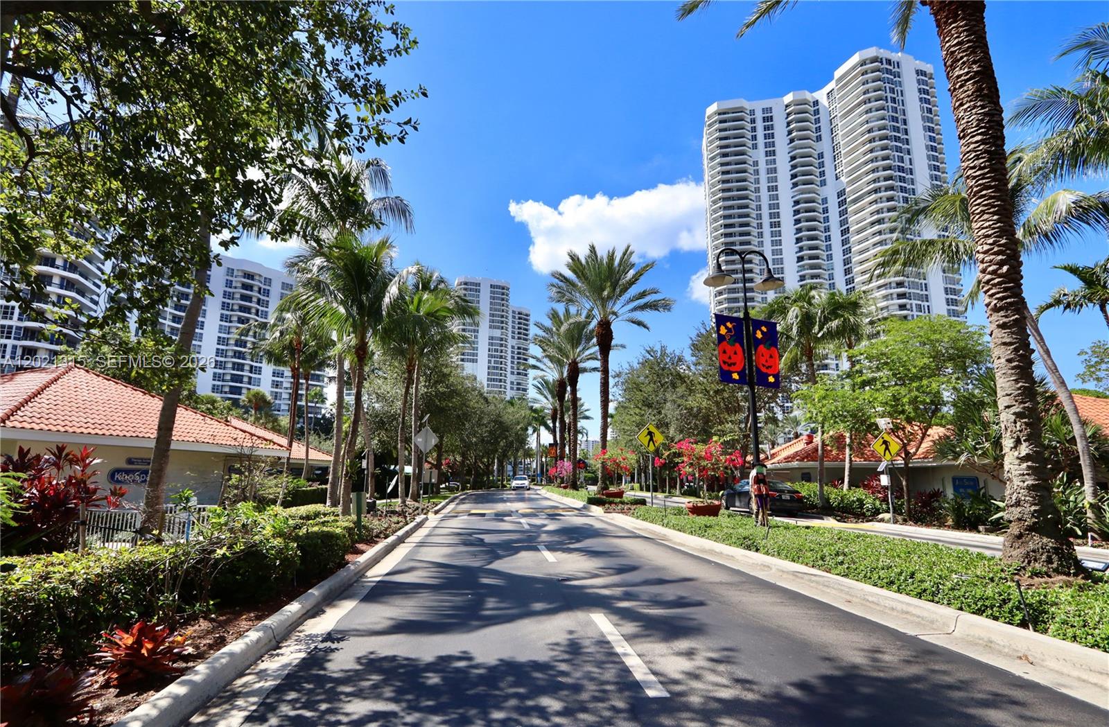 MYSTIC POINTE TOWER 500 C - Residential