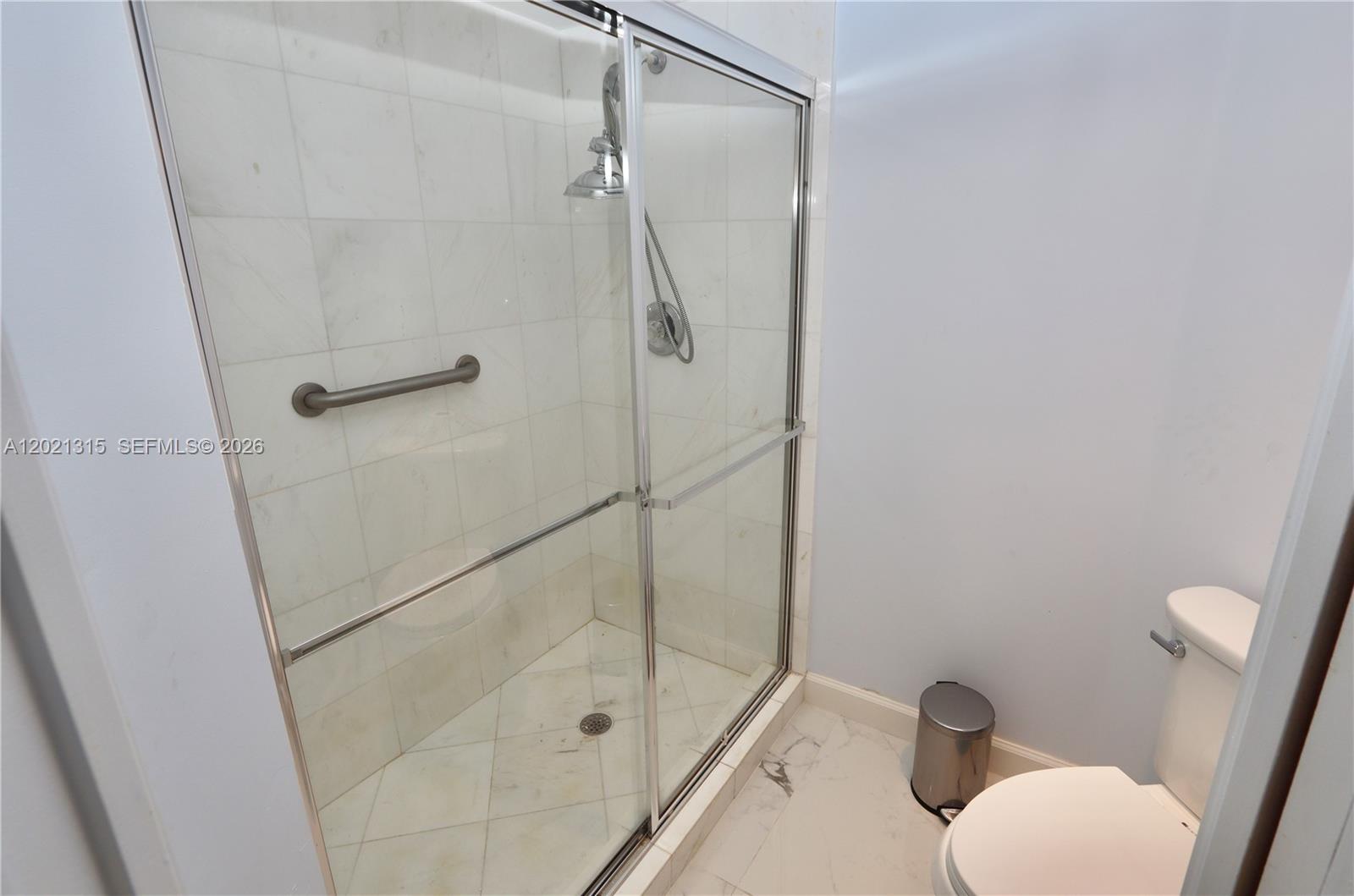 MYSTIC POINTE TOWER 500 C - Residential