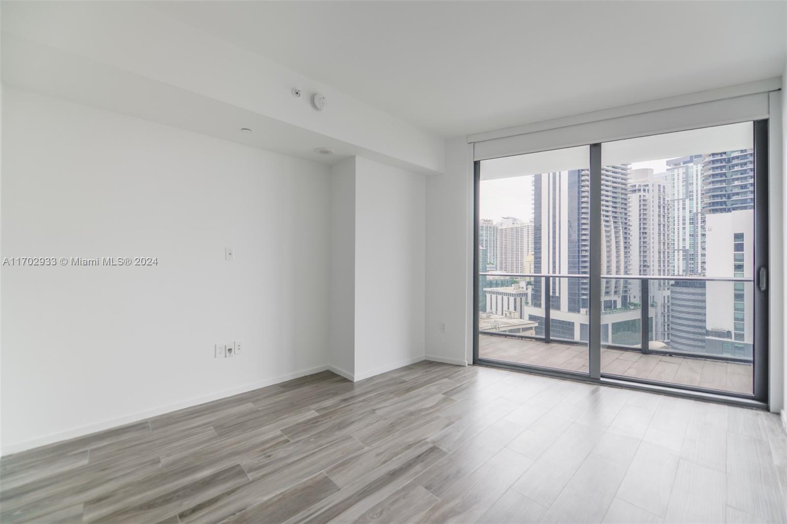 SLS LUX - Residential