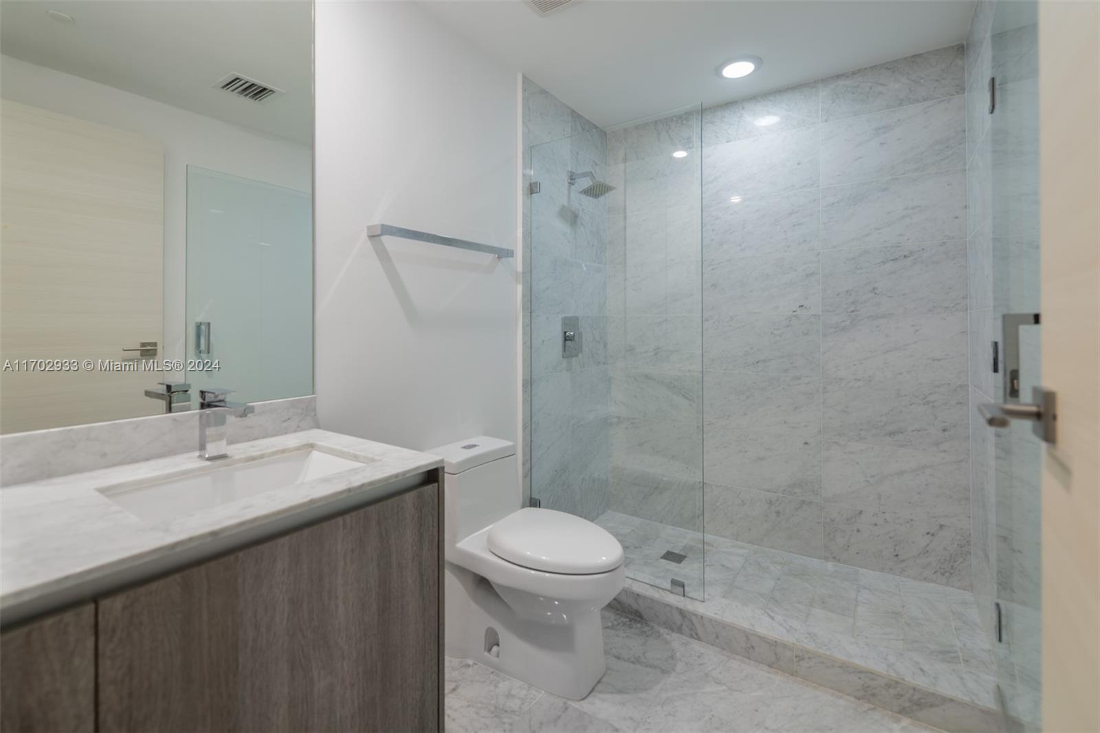 SLS LUX - Residential