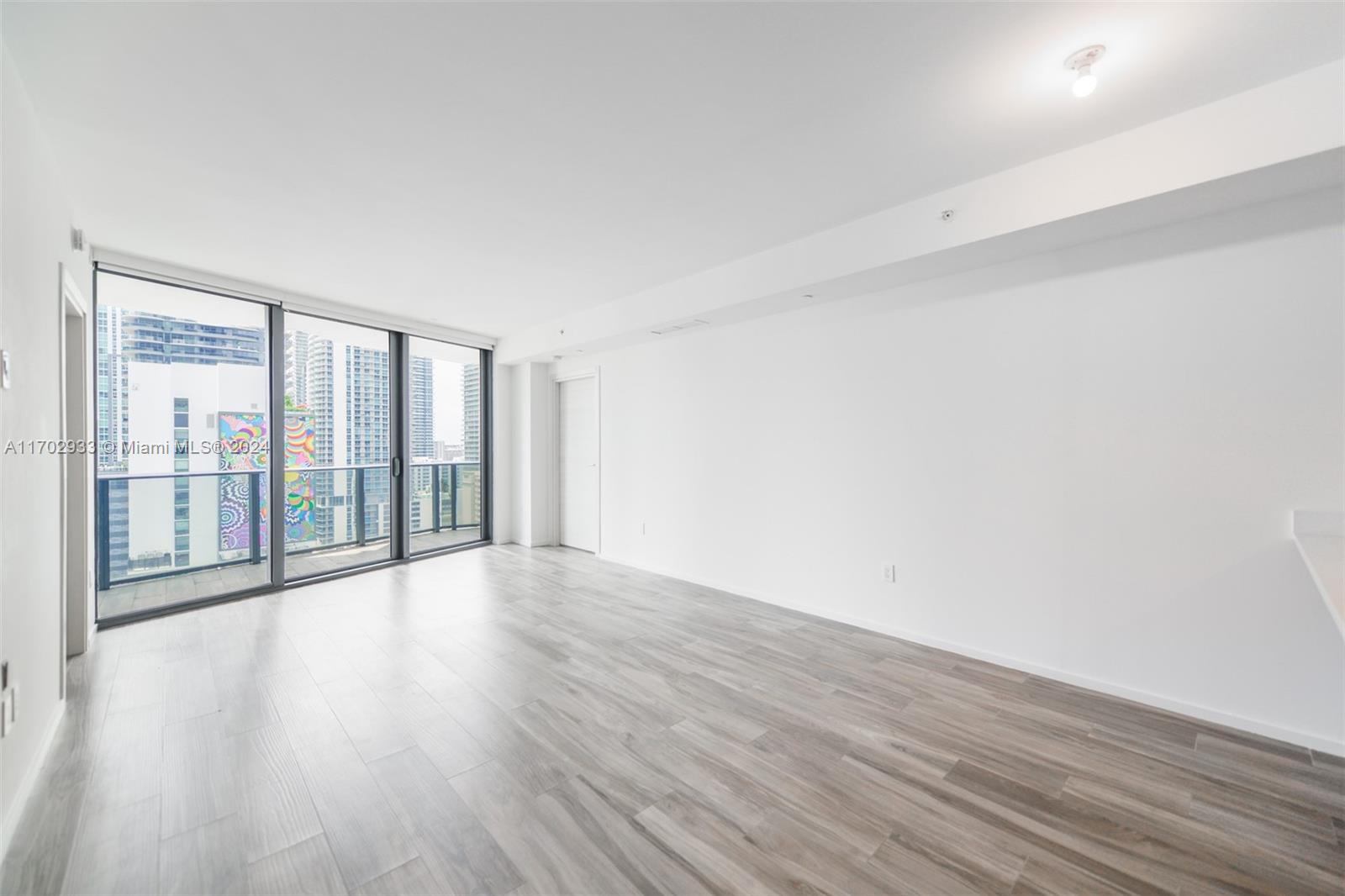 SLS LUX - Residential
