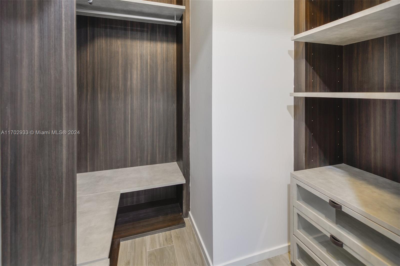 SLS LUX - Residential