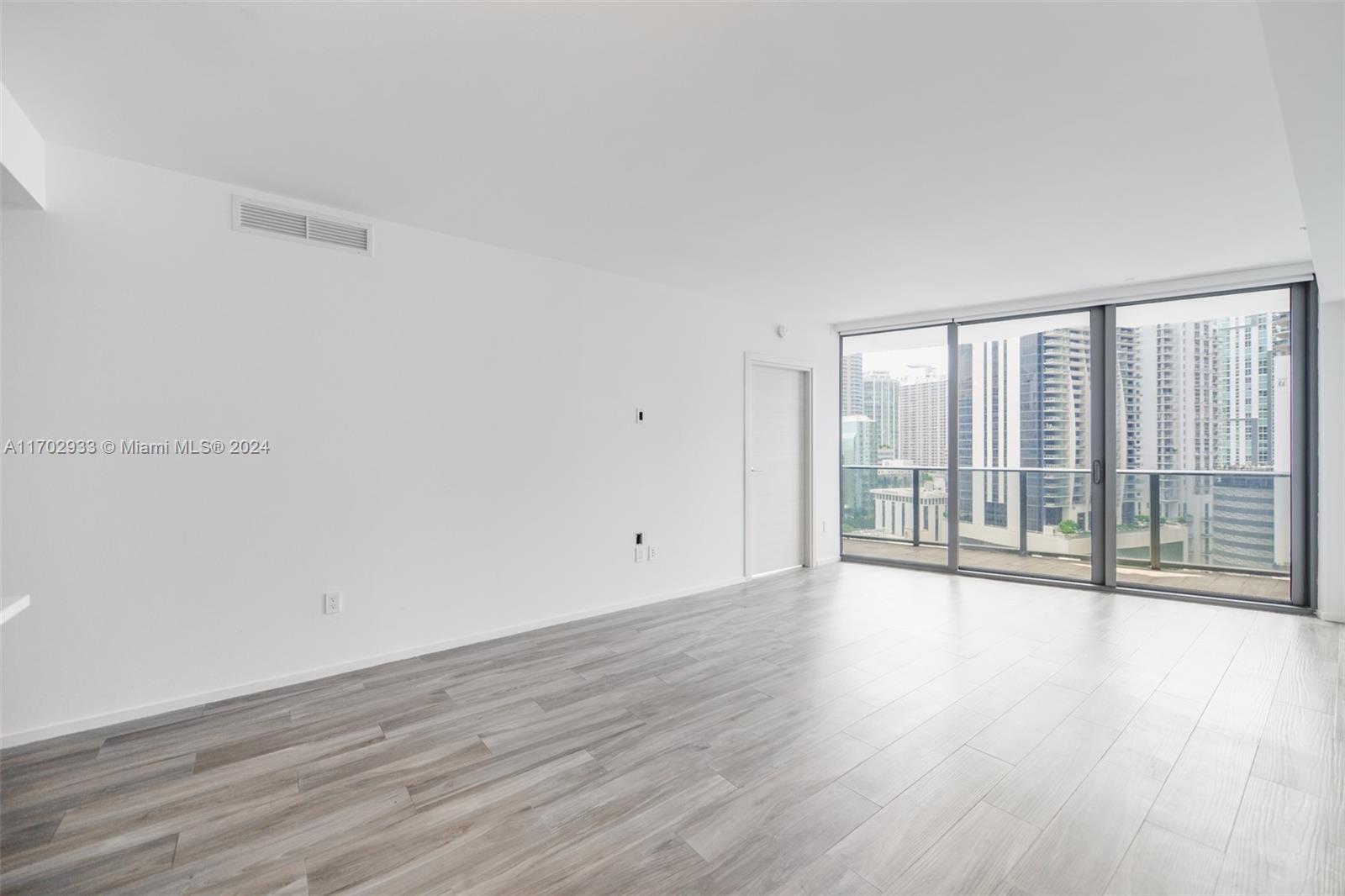 SLS LUX - Residential