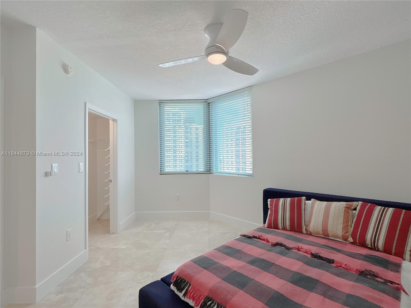 METROPOLIS I AT DADELAND - Residential Lease