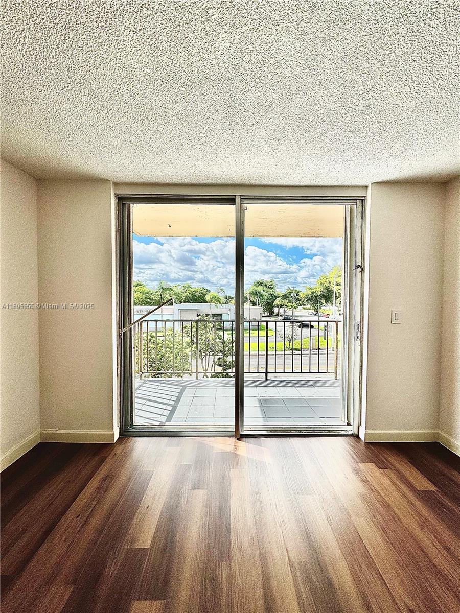 THREE HORIZONS SOUTH COND - Residential Lease