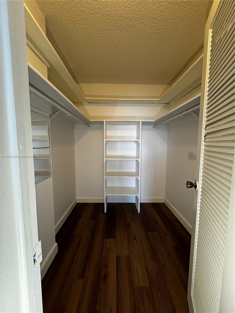 THREE HORIZONS SOUTH COND - Residential Lease