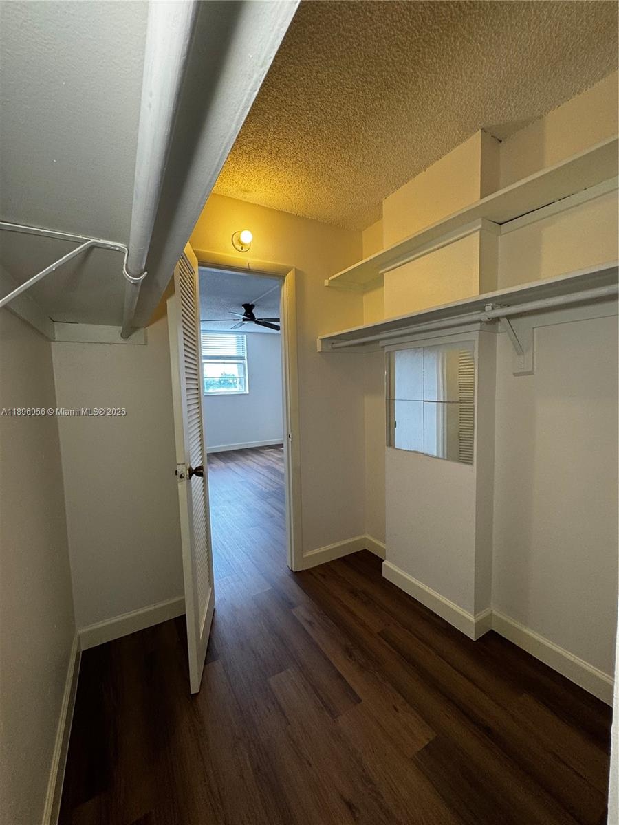 THREE HORIZONS SOUTH COND - Residential Lease