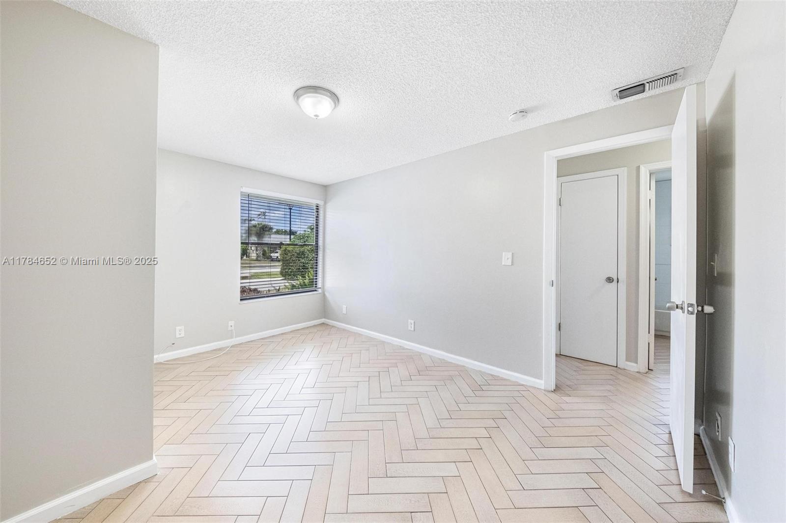 AMERICAN HOMES AT BOCA RA - Residential