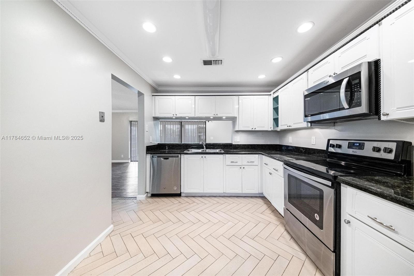 AMERICAN HOMES AT BOCA RA - Residential