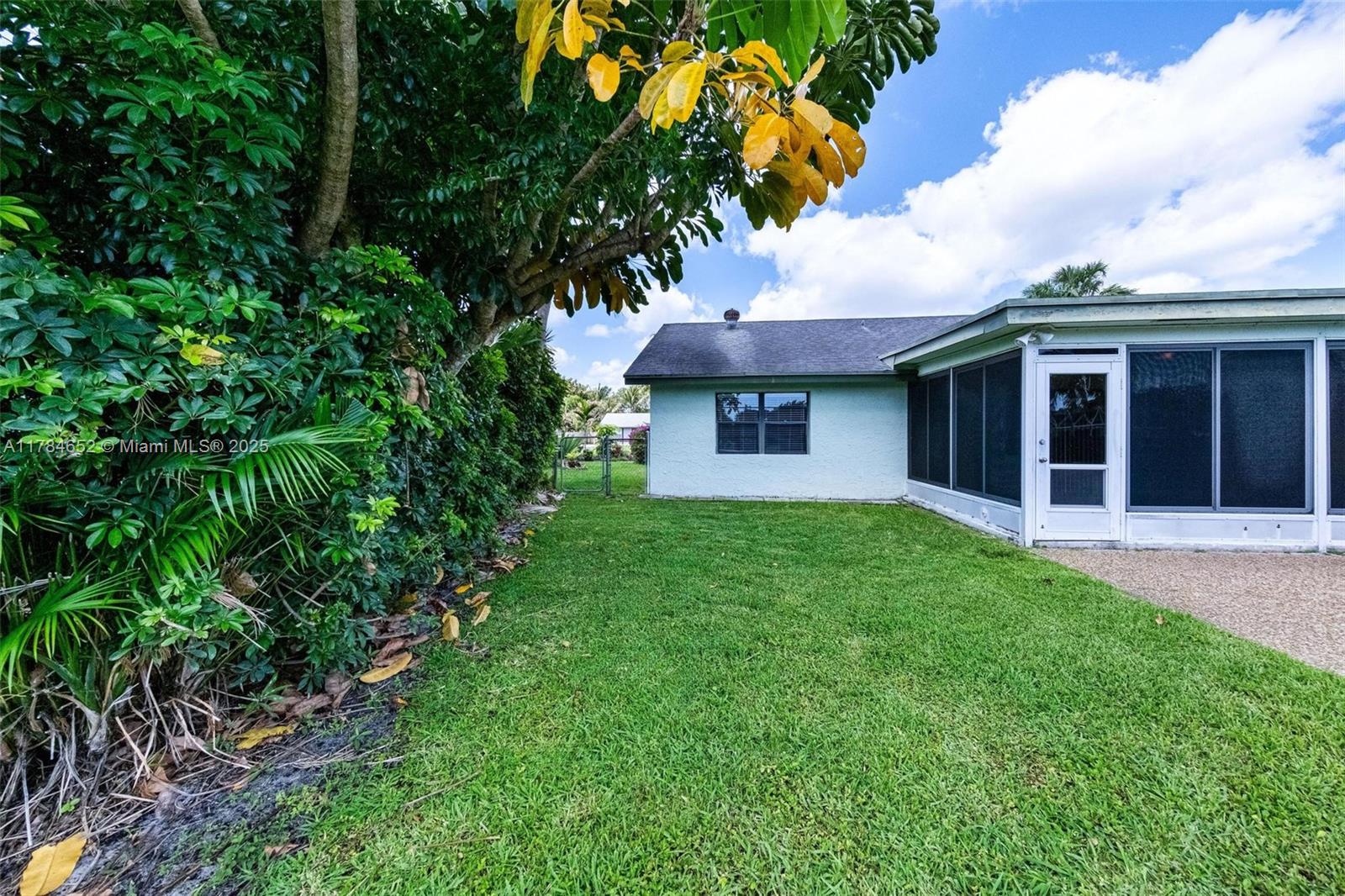 AMERICAN HOMES AT BOCA RA - Residential