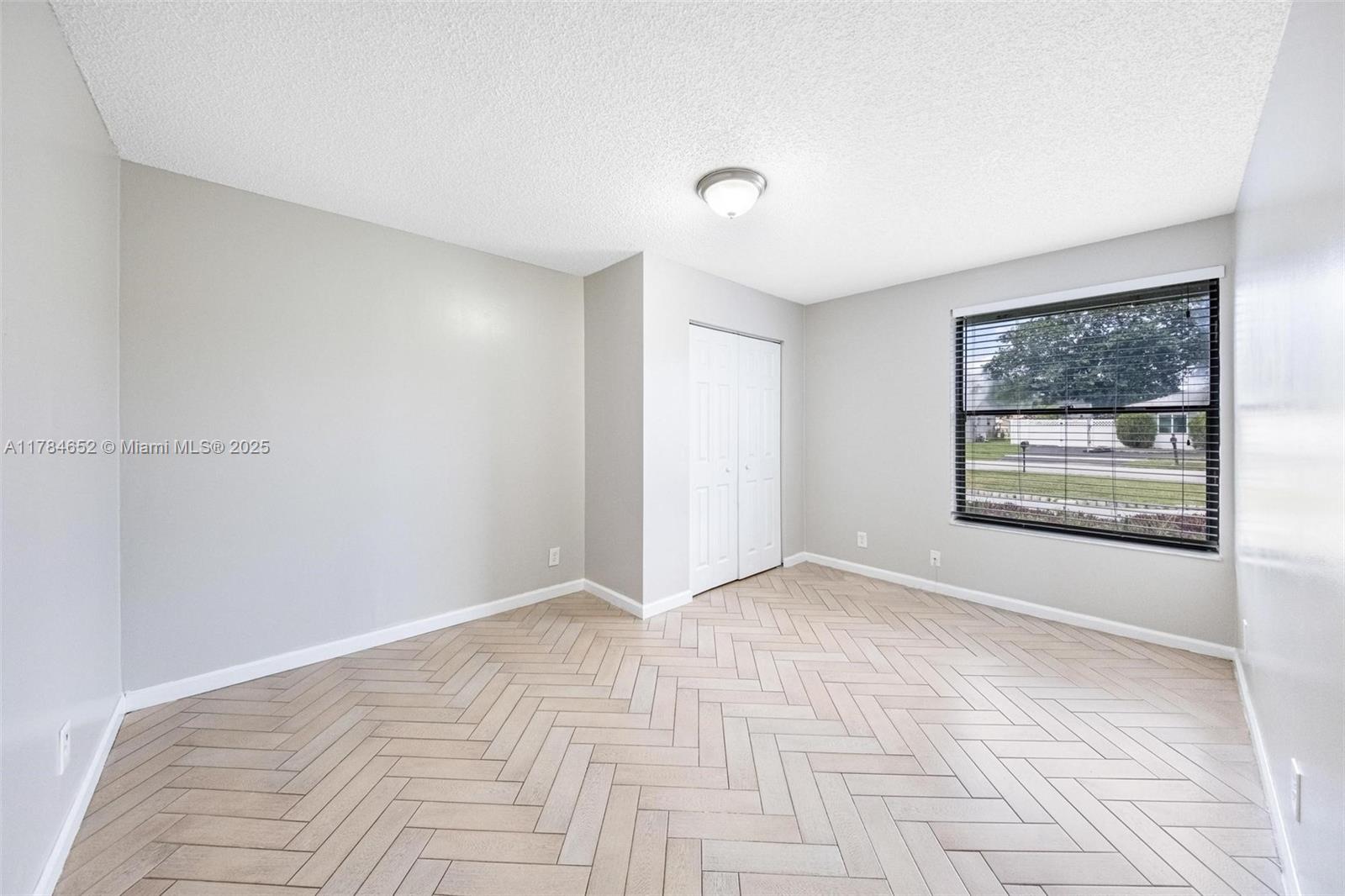AMERICAN HOMES AT BOCA RA - Residential