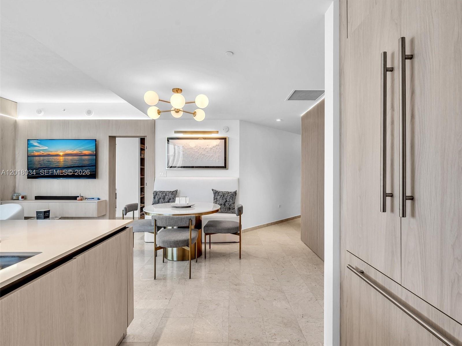RISE CONDO - Residential