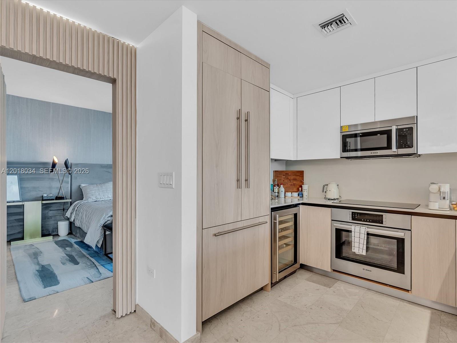 RISE CONDO - Residential