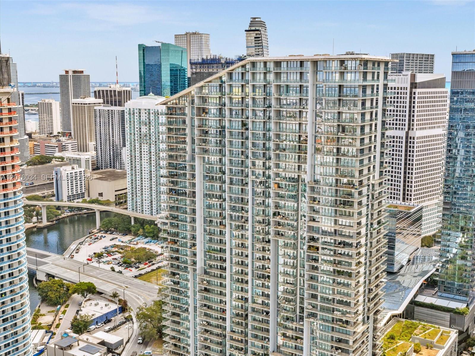RISE CONDO - Residential