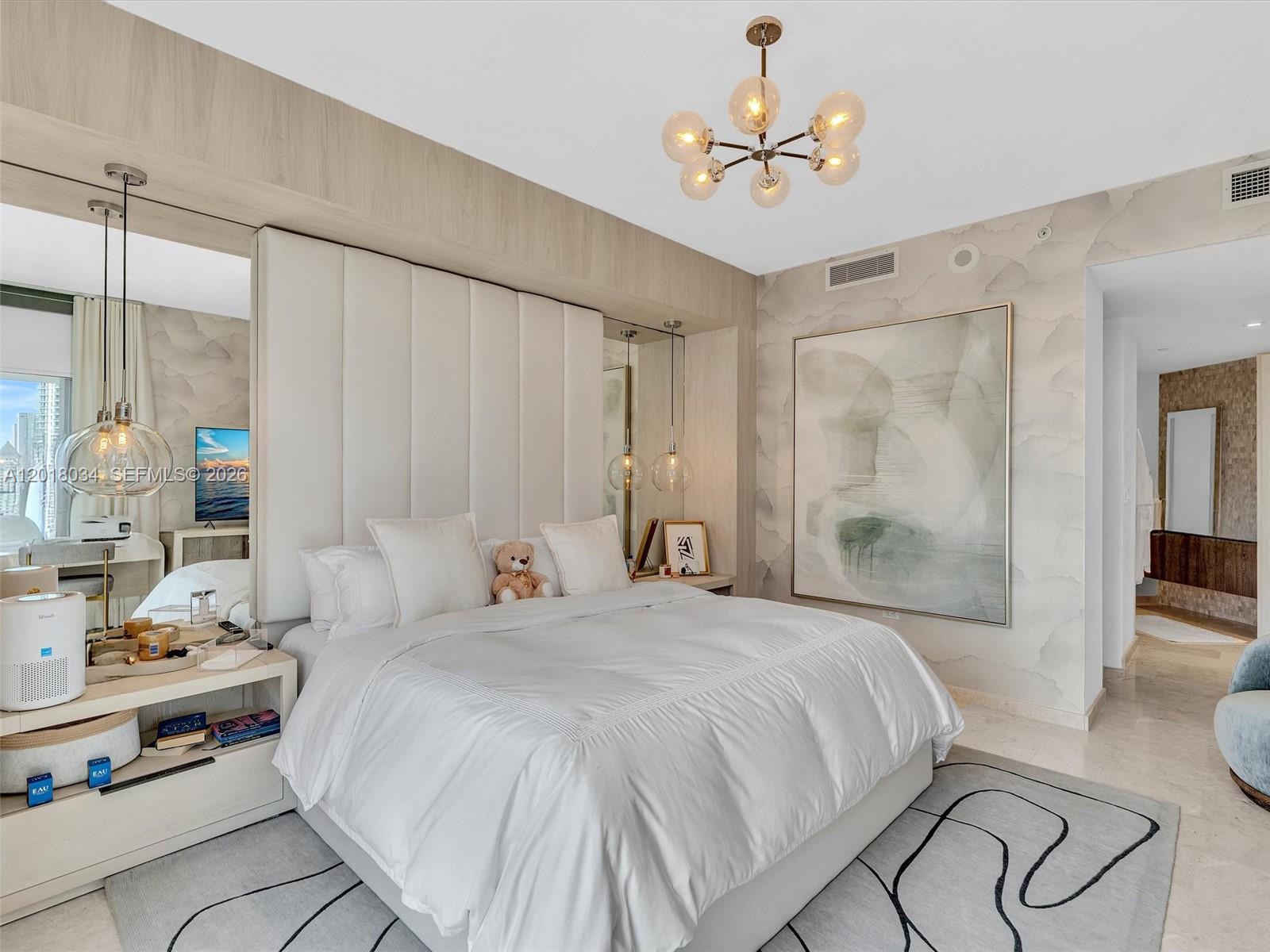 RISE CONDO - Residential