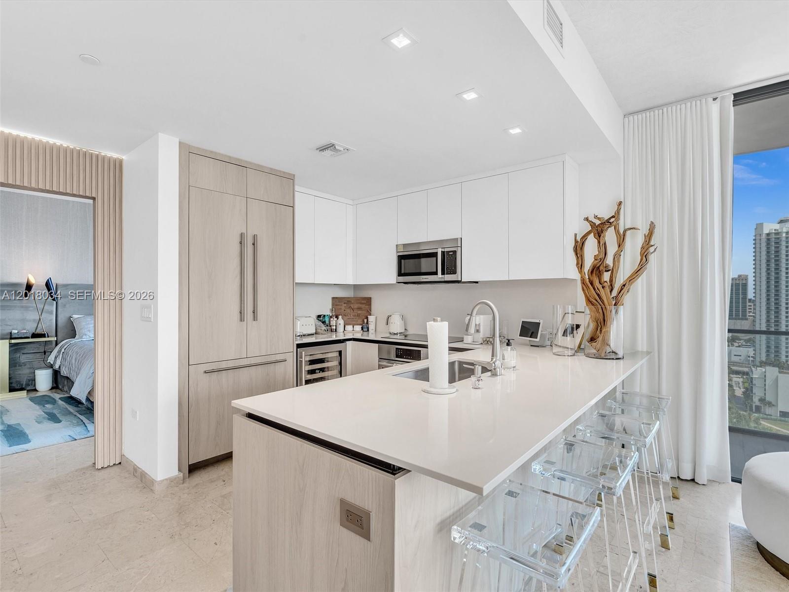 RISE CONDO - Residential