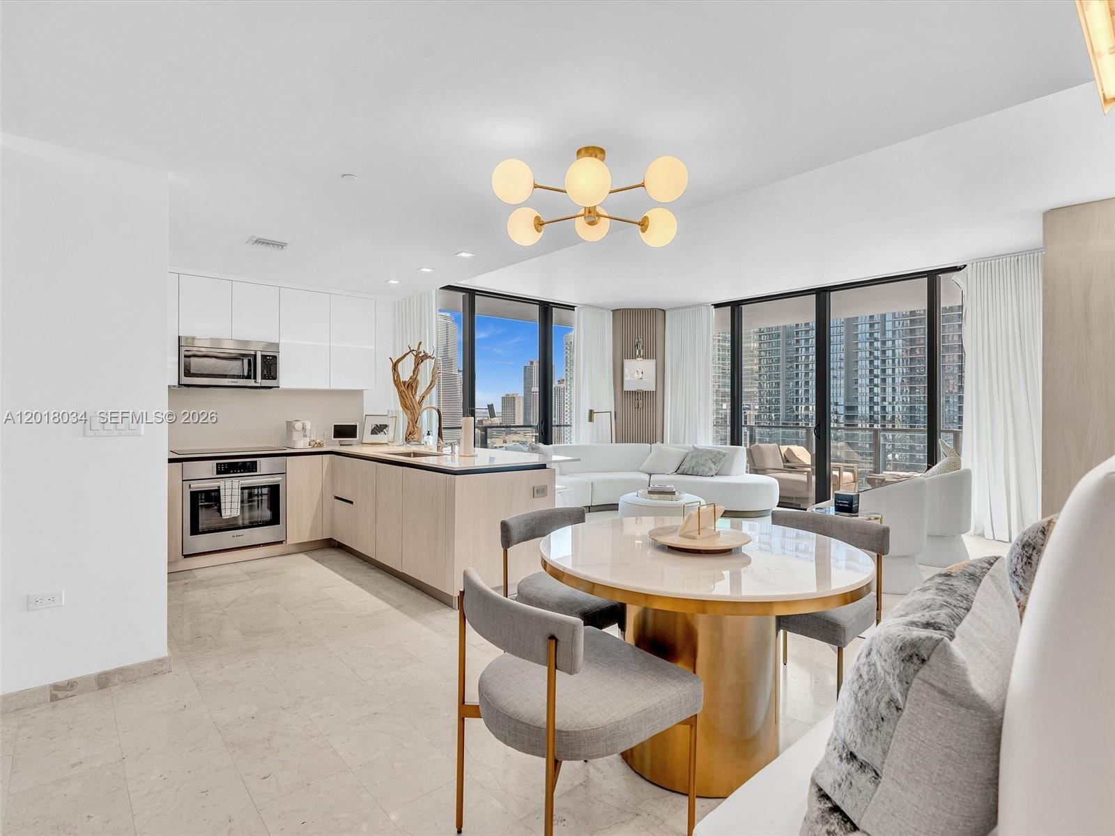 RISE CONDO - Residential