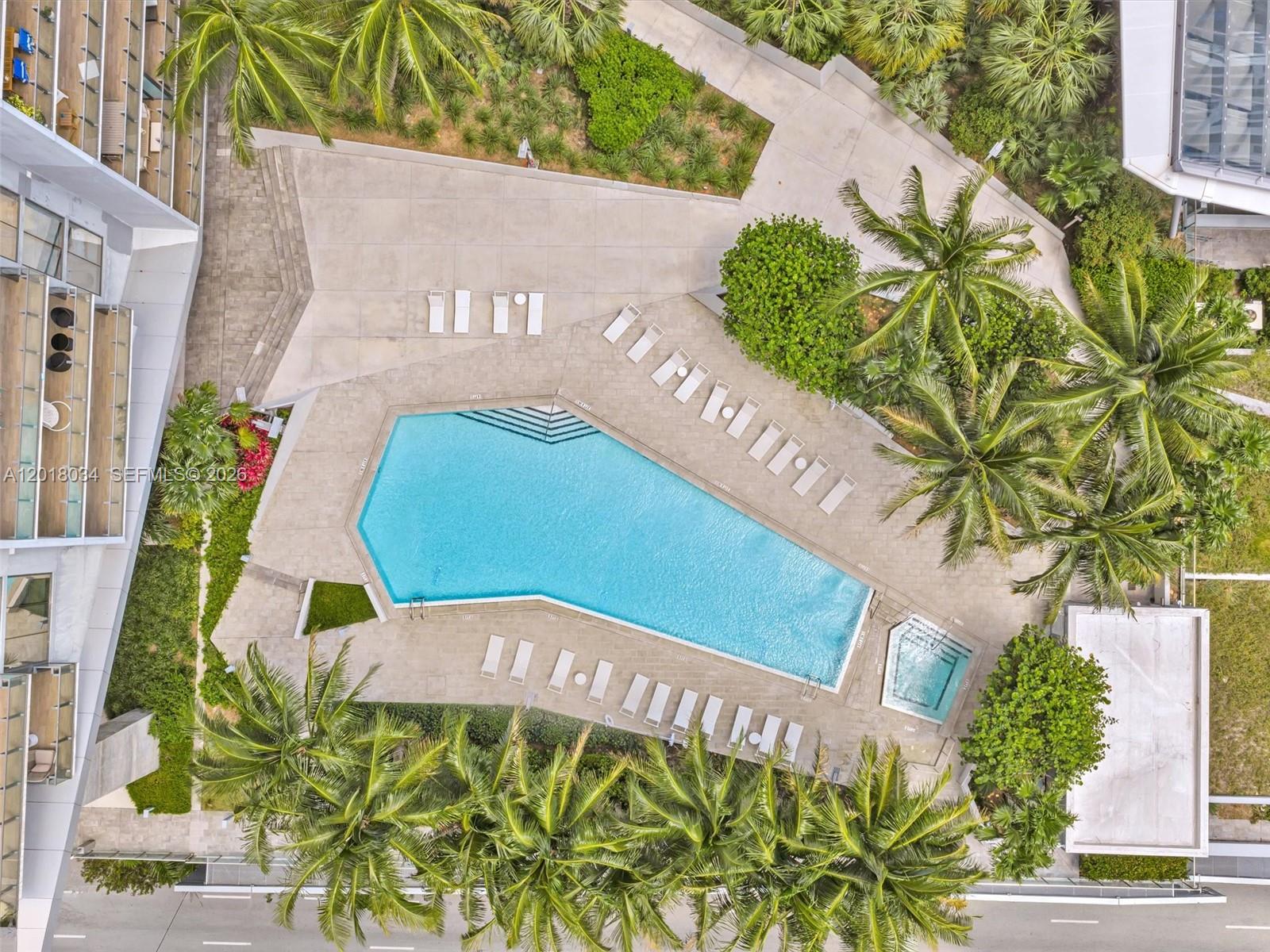 RISE CONDO - Residential