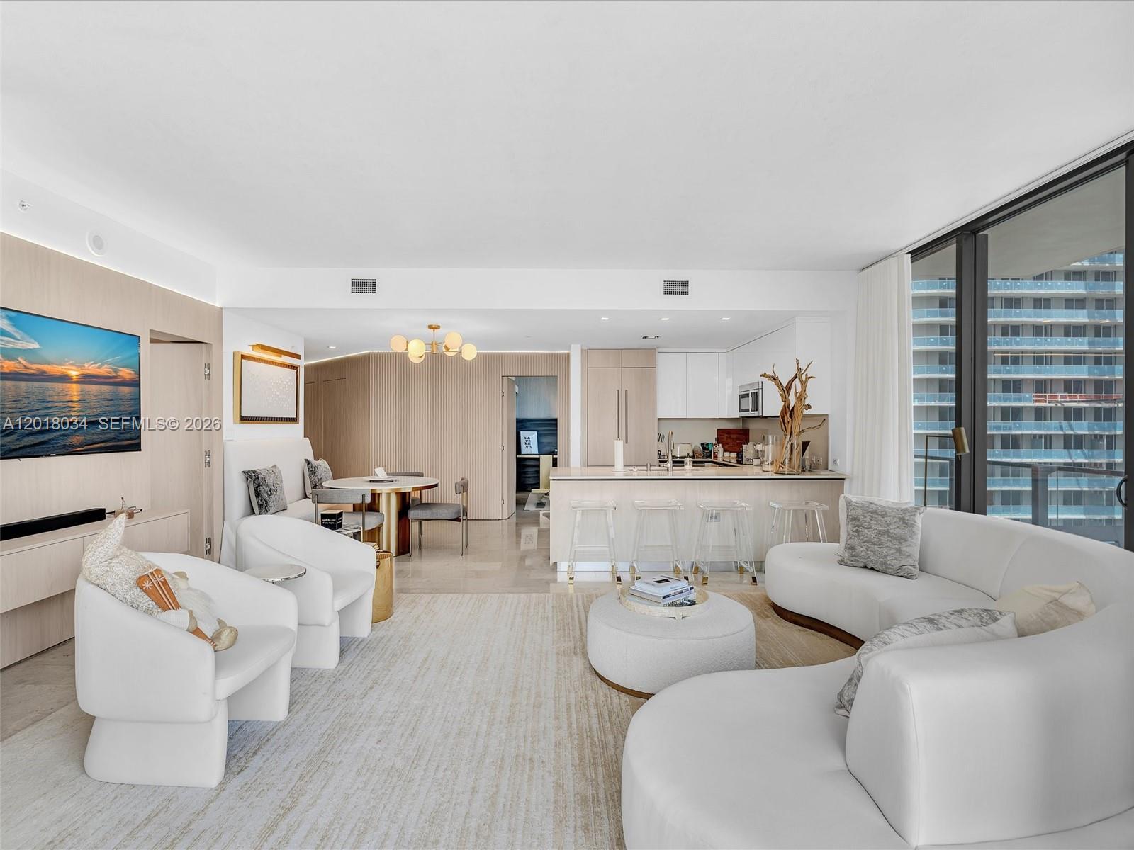 RISE CONDO - Residential