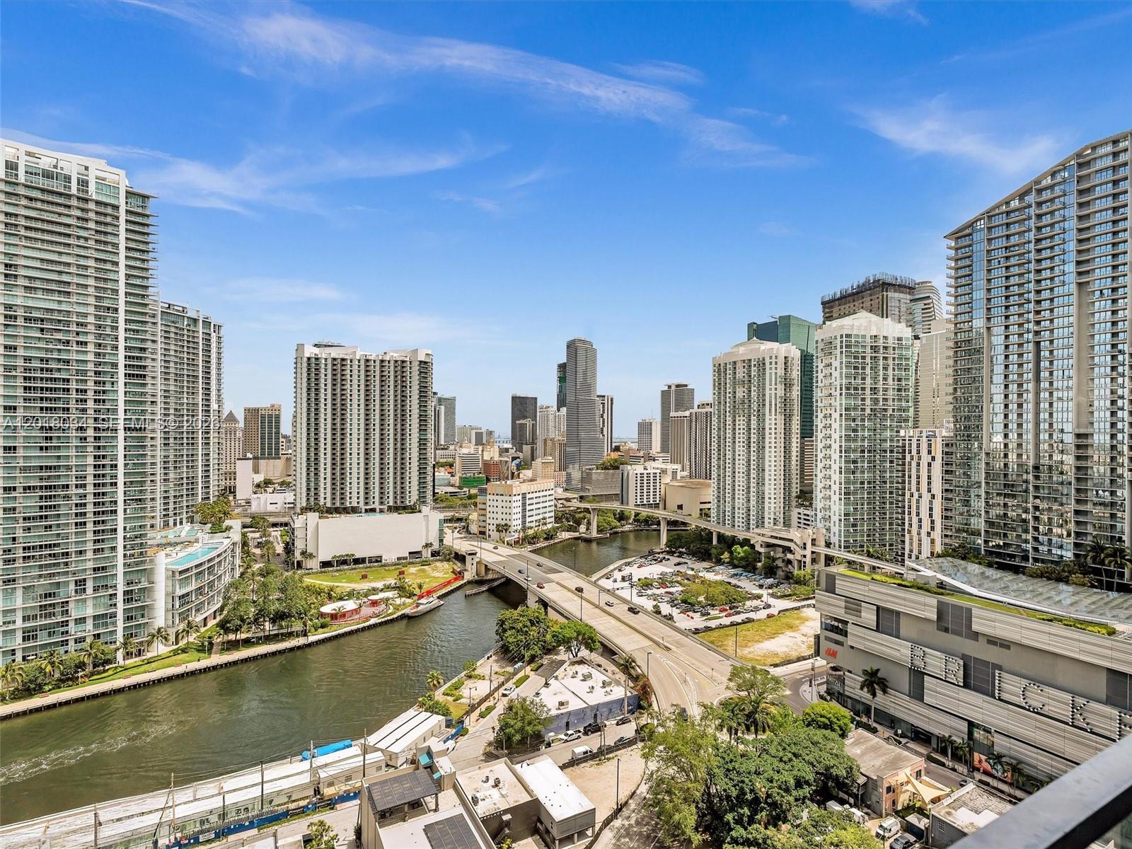 RISE CONDO - Residential