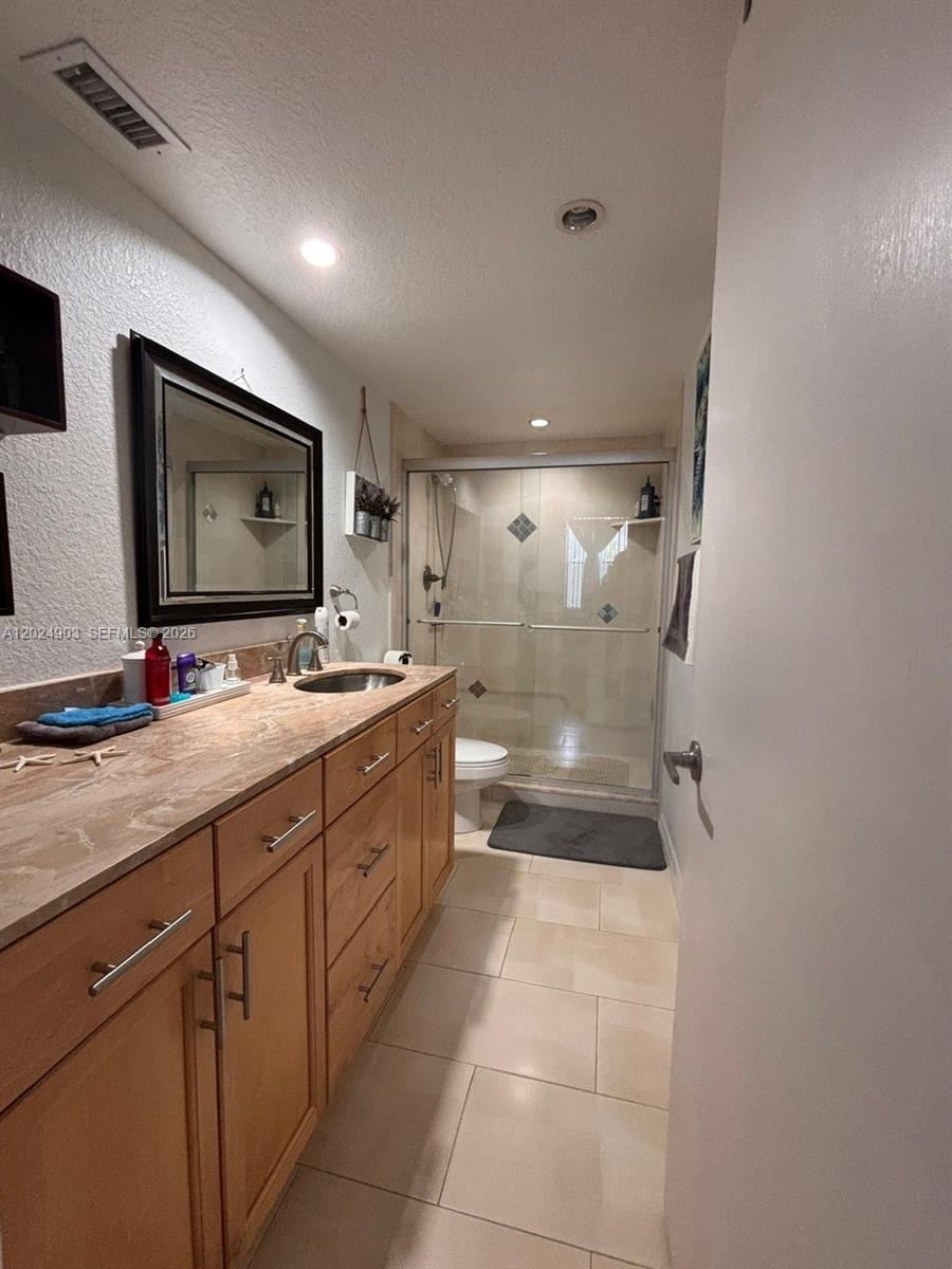 GREENGLADES CONDO I - Residential