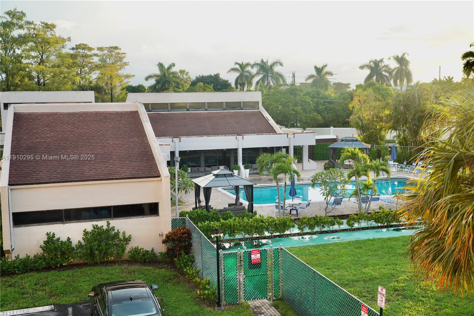 ARAGON PHASE 1A CONDO - Residential Lease