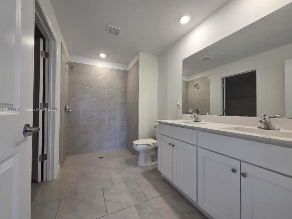 LEHIGH ACRES UNIT 4 - Residential