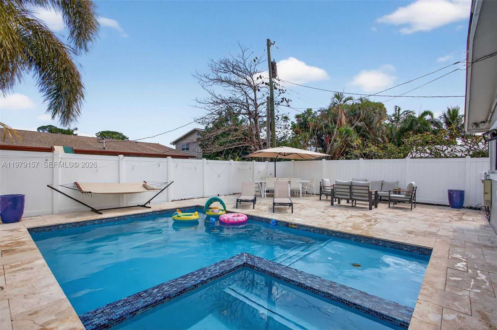 DEERFIELD SHORES - Residential Lease