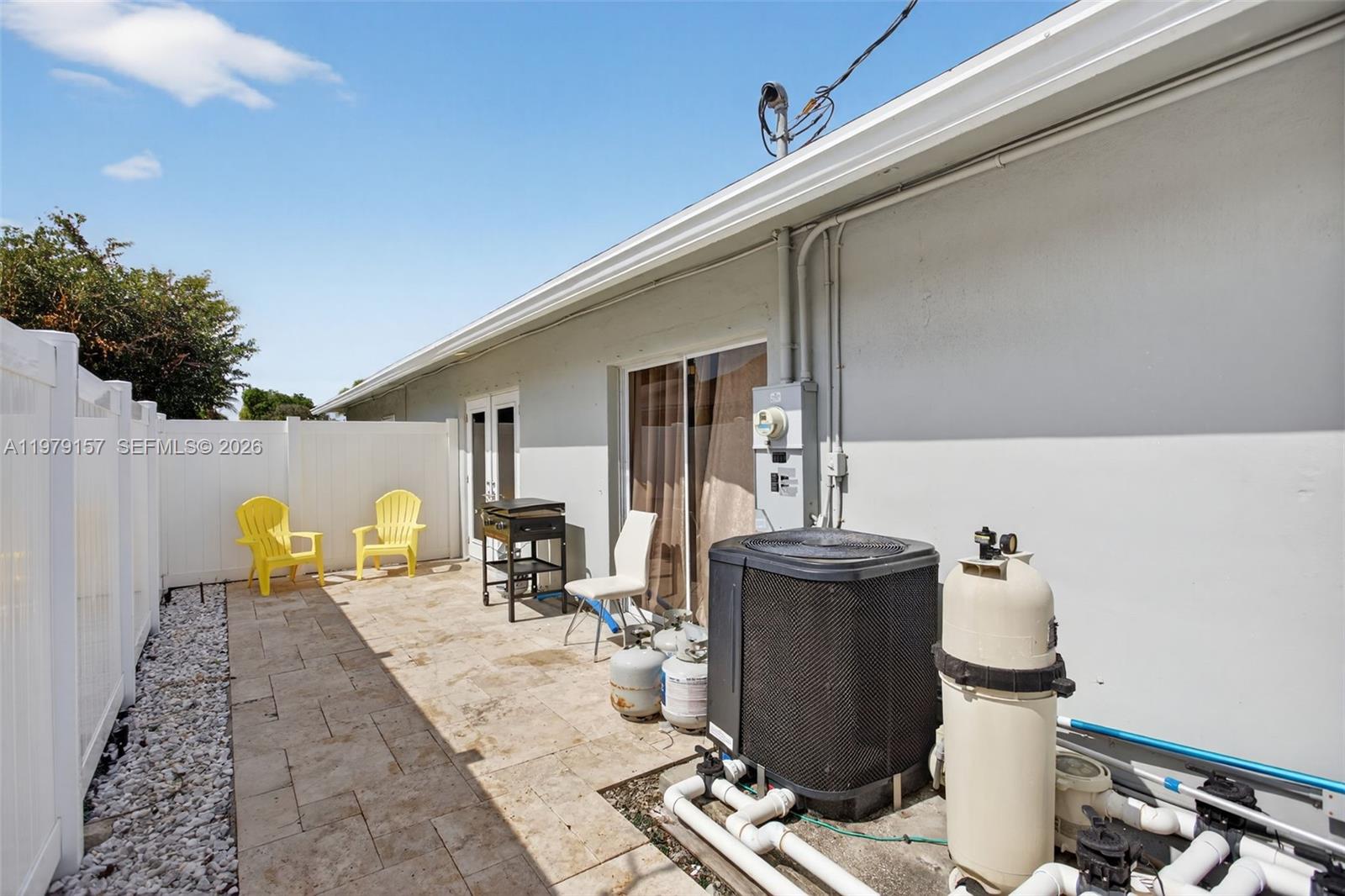 DEERFIELD SHORES - Residential Lease