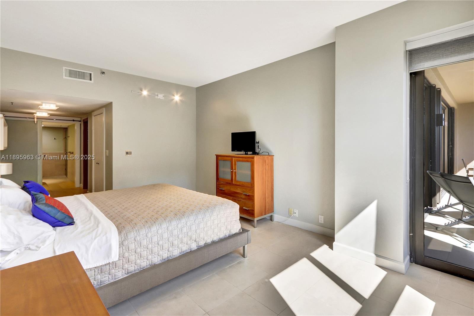 KEY COLONY NO 2 CONDO - Residential