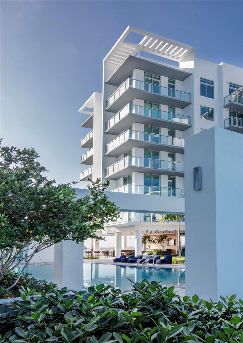 Quadro Residences - Residential