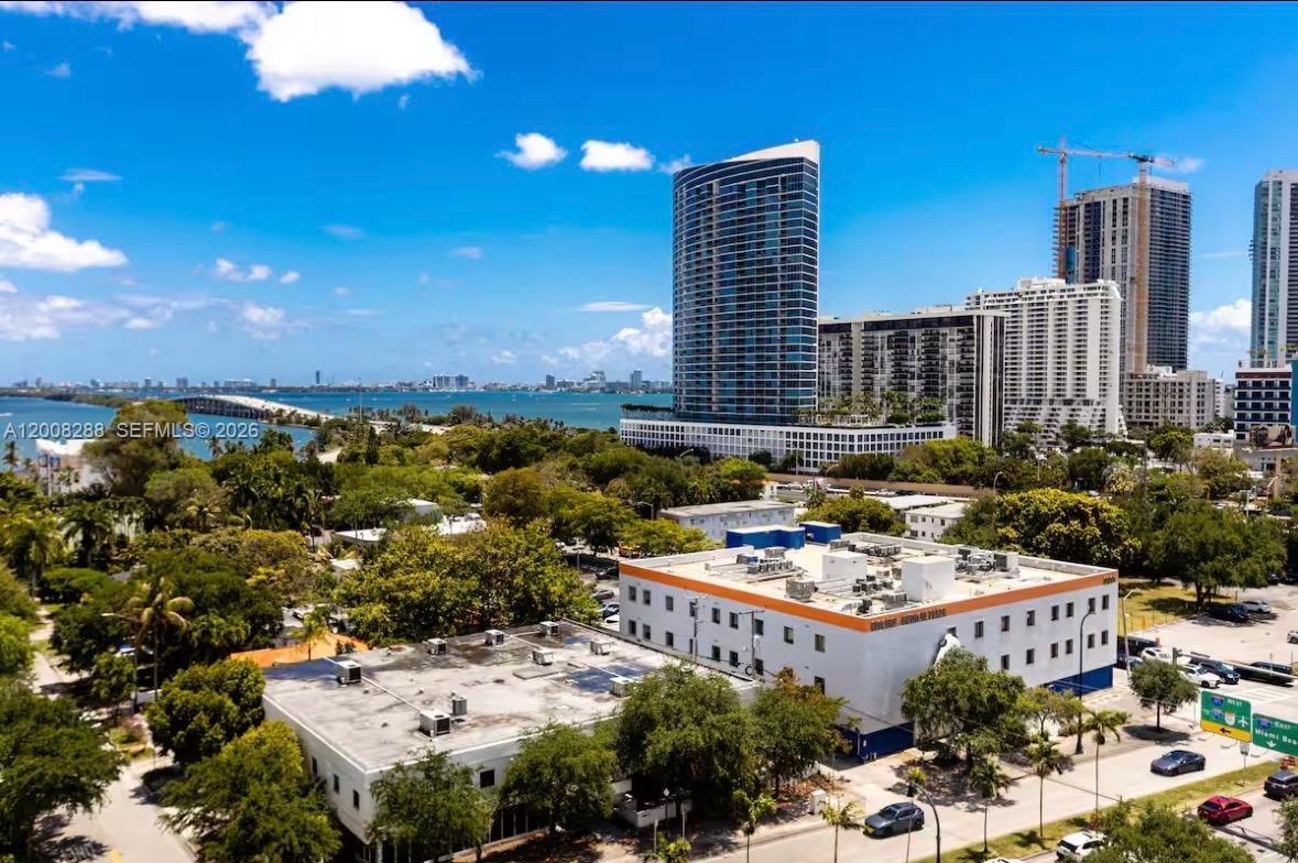 Quadro Residences - Residential
