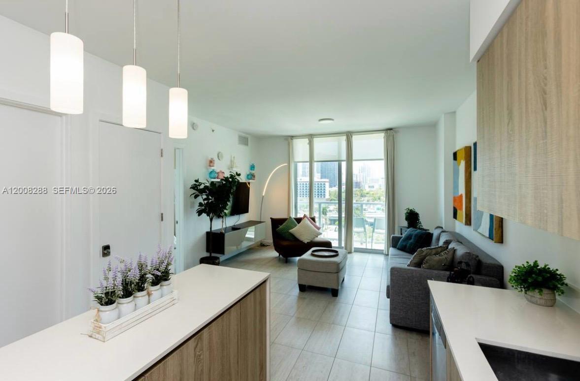 Quadro Residences - Residential