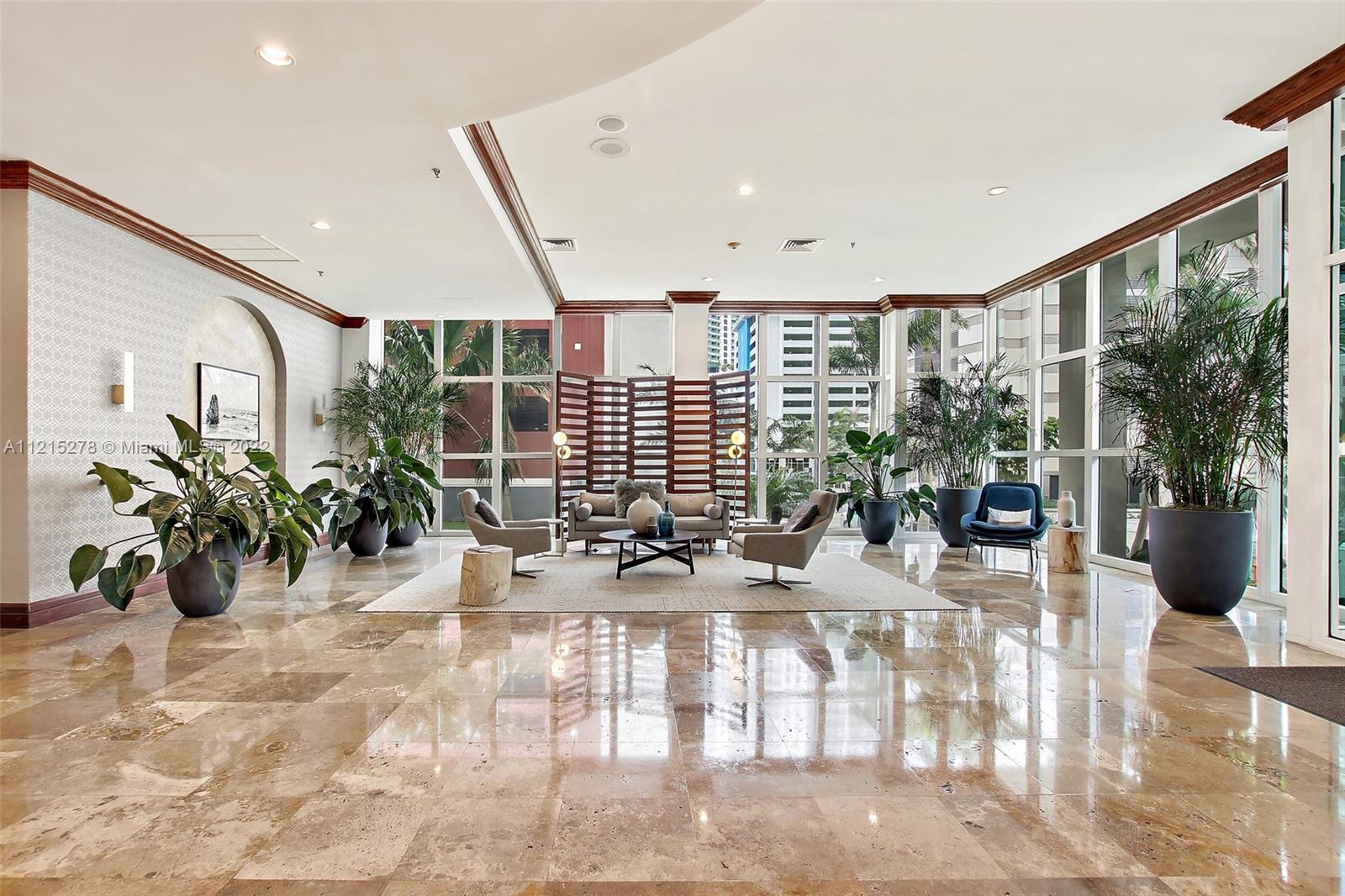 Yacht Club Brickell - Residential Lease