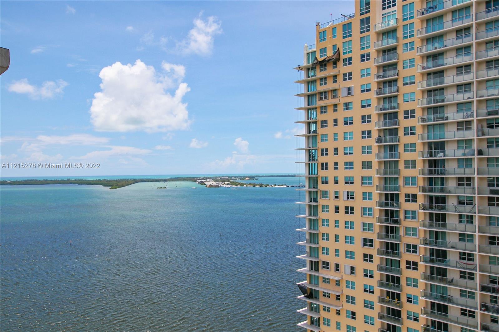 Yacht Club Brickell - Residential Lease