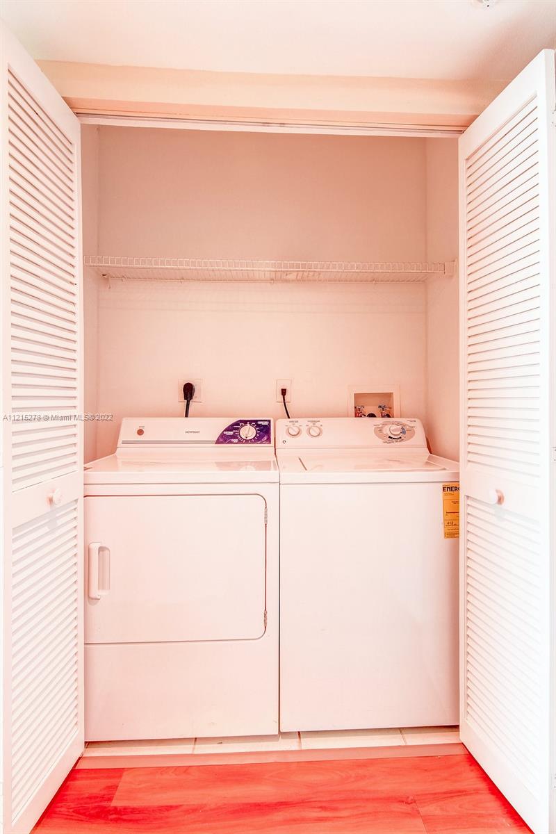 Yacht Club Brickell - Residential Lease