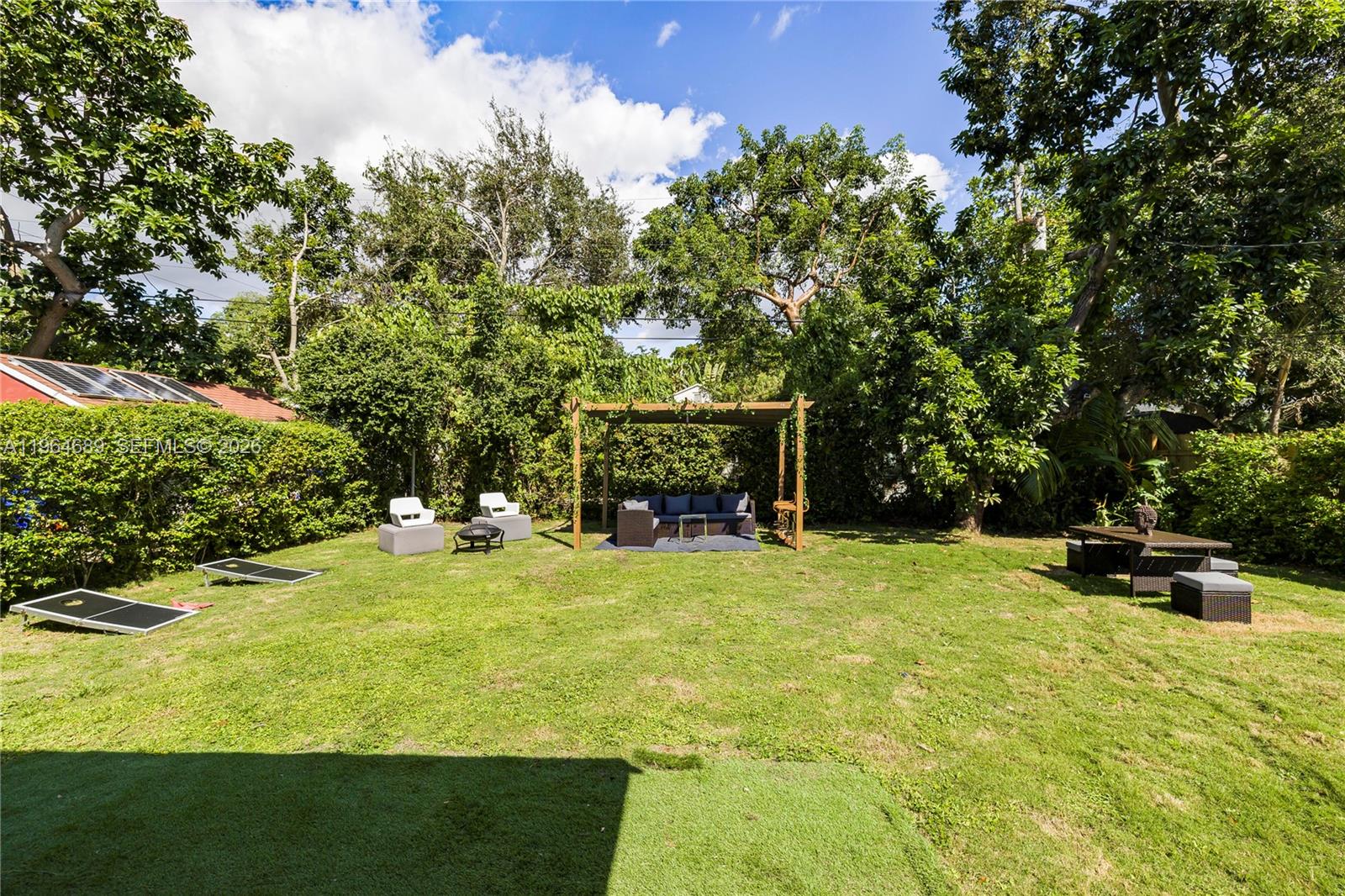 COLUMBIA PARK CORR PL - Residential