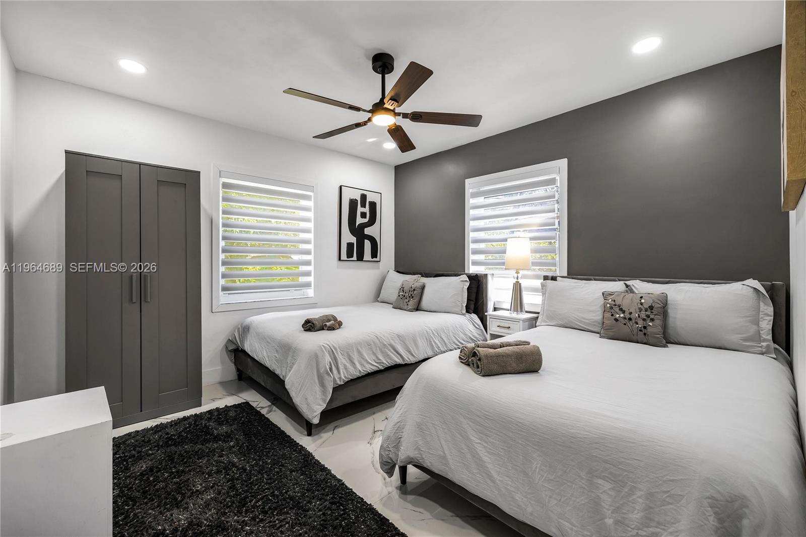 COLUMBIA PARK CORR PL - Residential