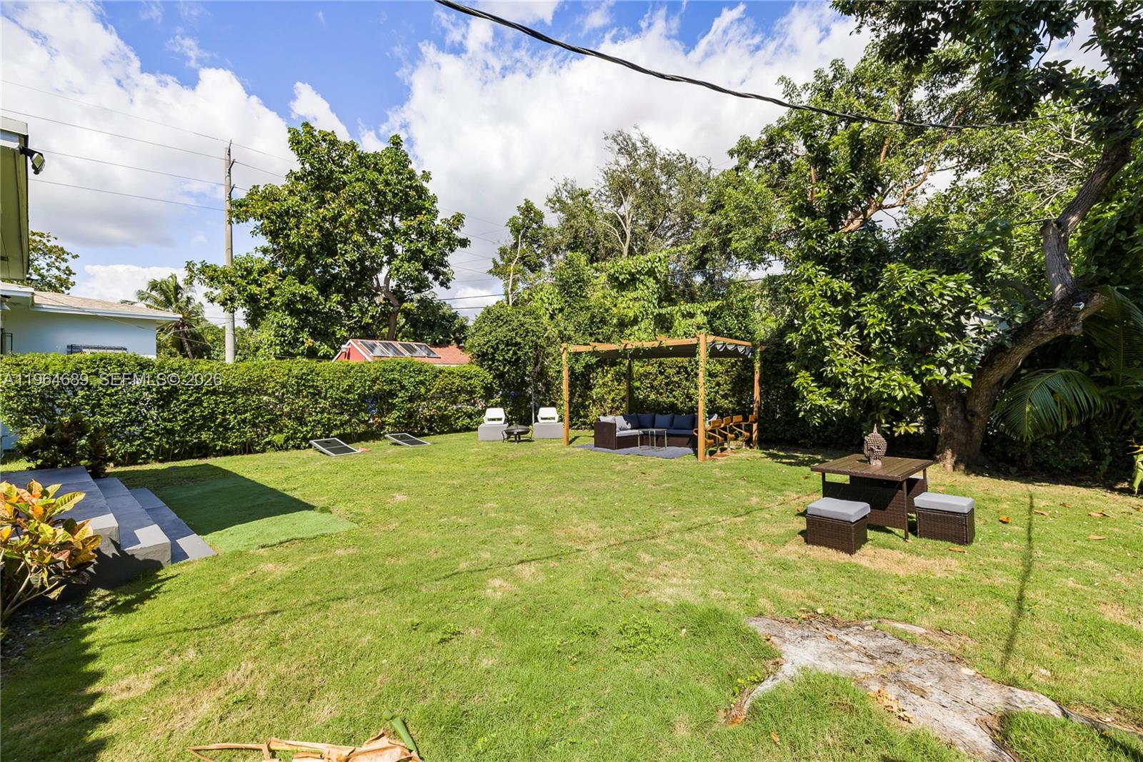 COLUMBIA PARK CORR PL - Residential