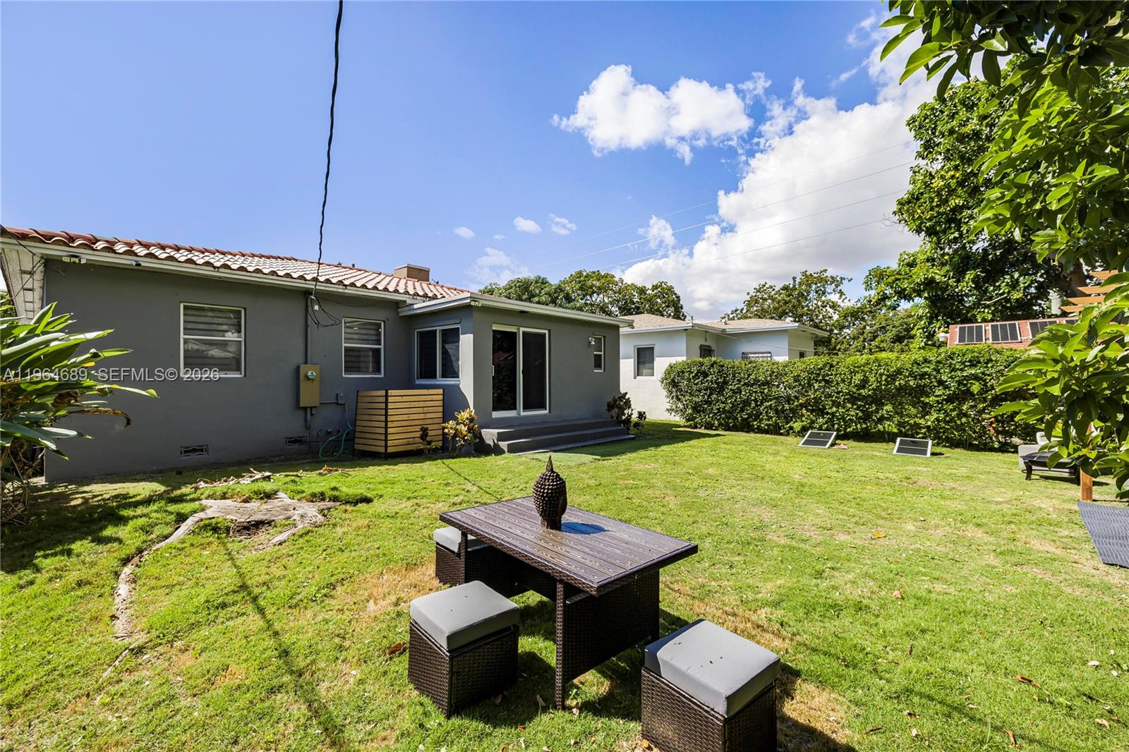 COLUMBIA PARK CORR PL - Residential