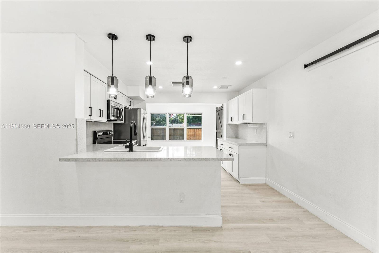 AVON HEIGHTS - Residential