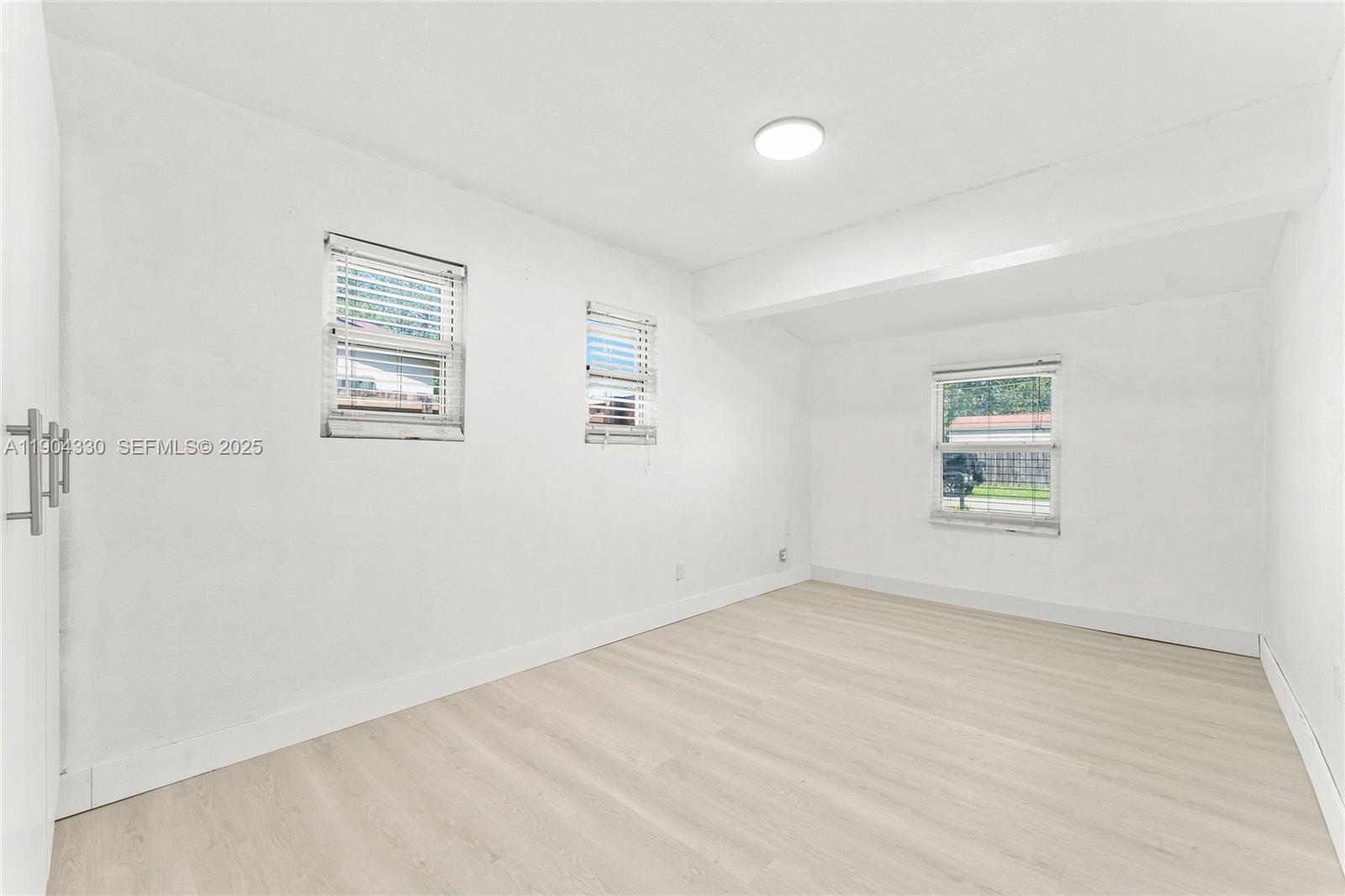 AVON HEIGHTS - Residential