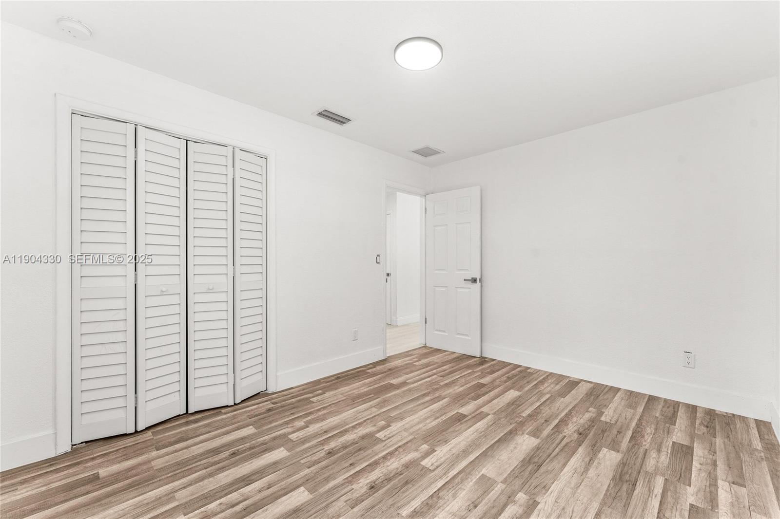 AVON HEIGHTS - Residential