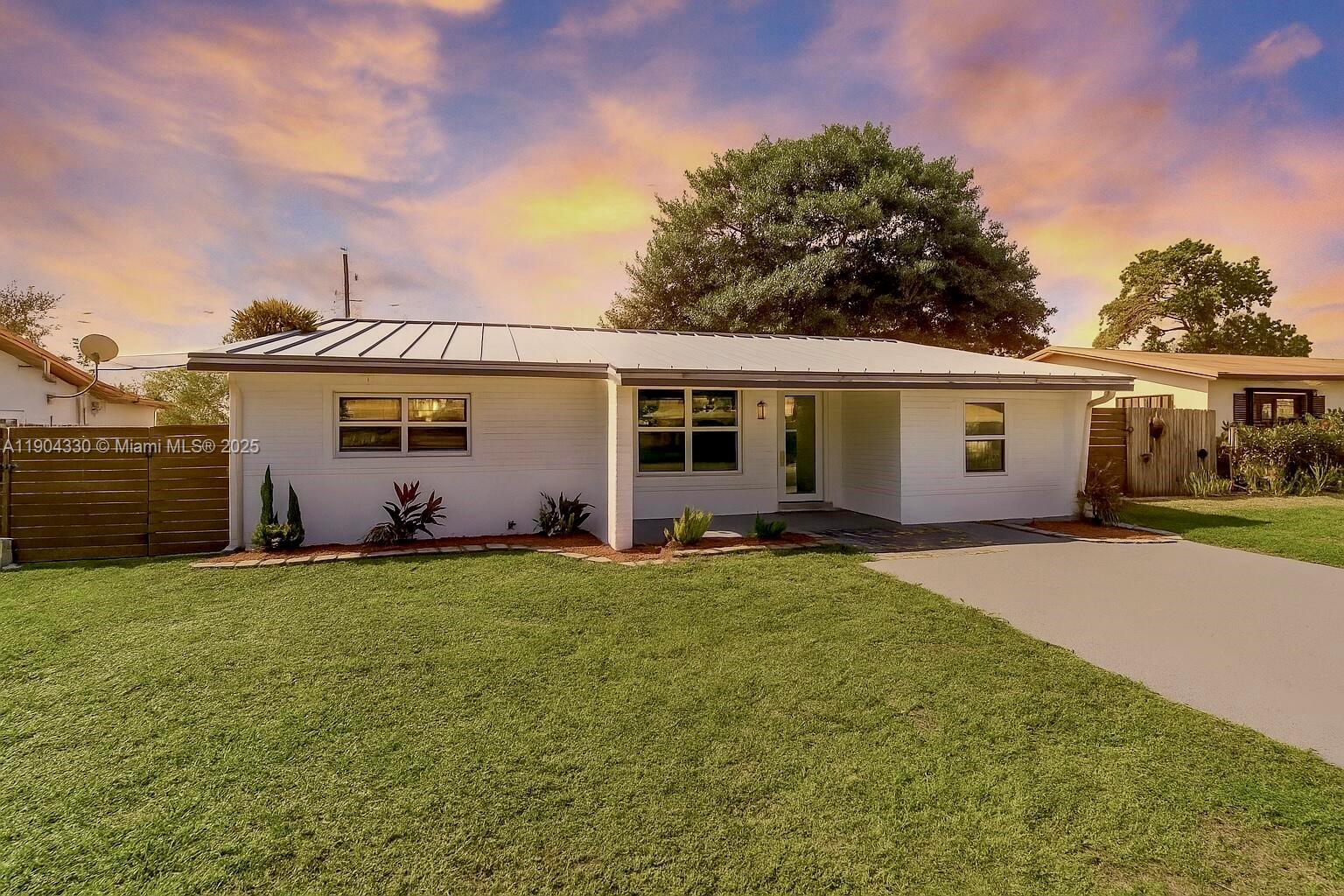 AVON HEIGHTS - Residential