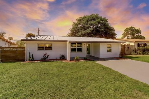 4649 SW 28th Ave Dania Beach FL 33312