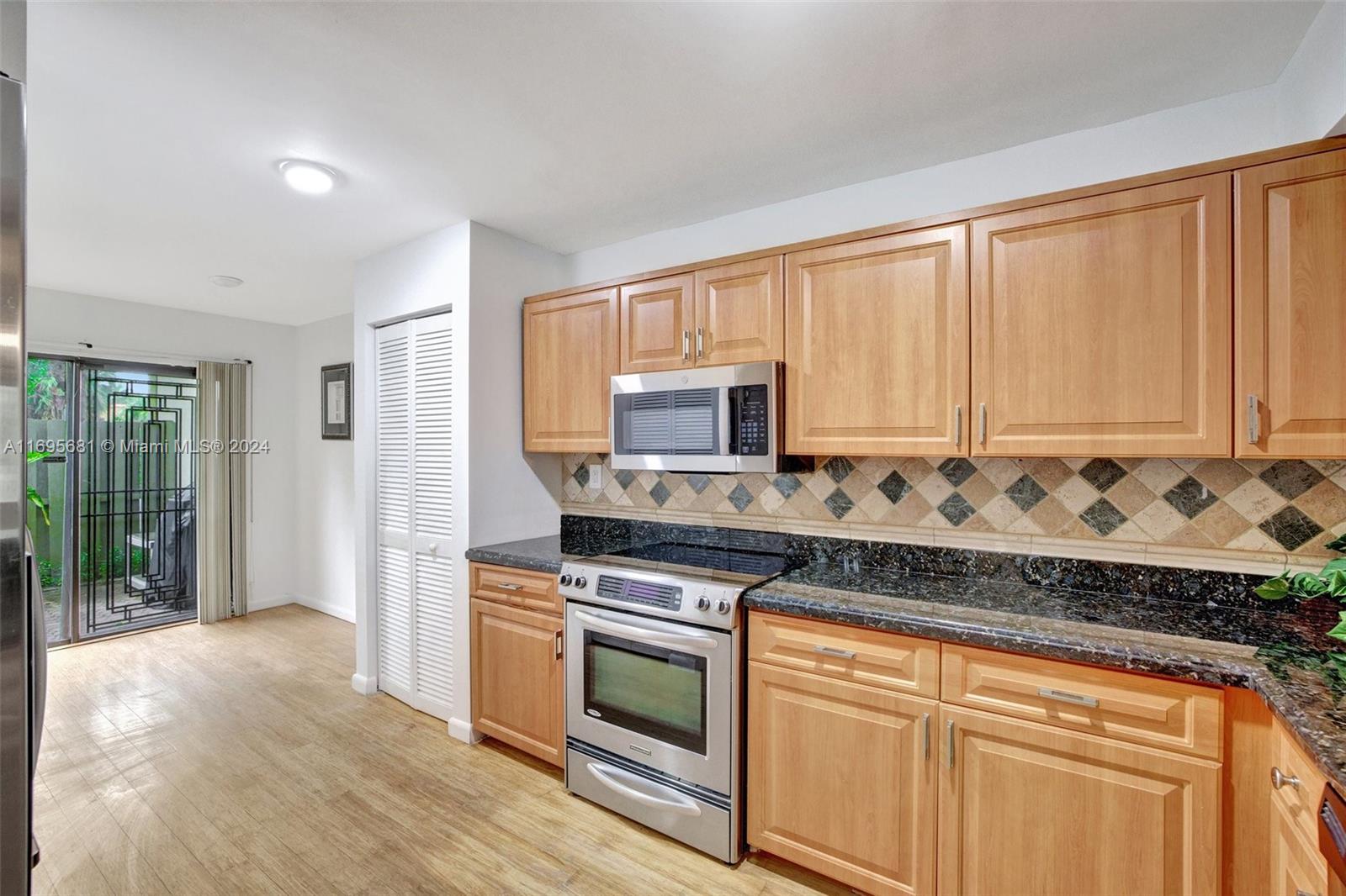 93 NE 17th Ct 93