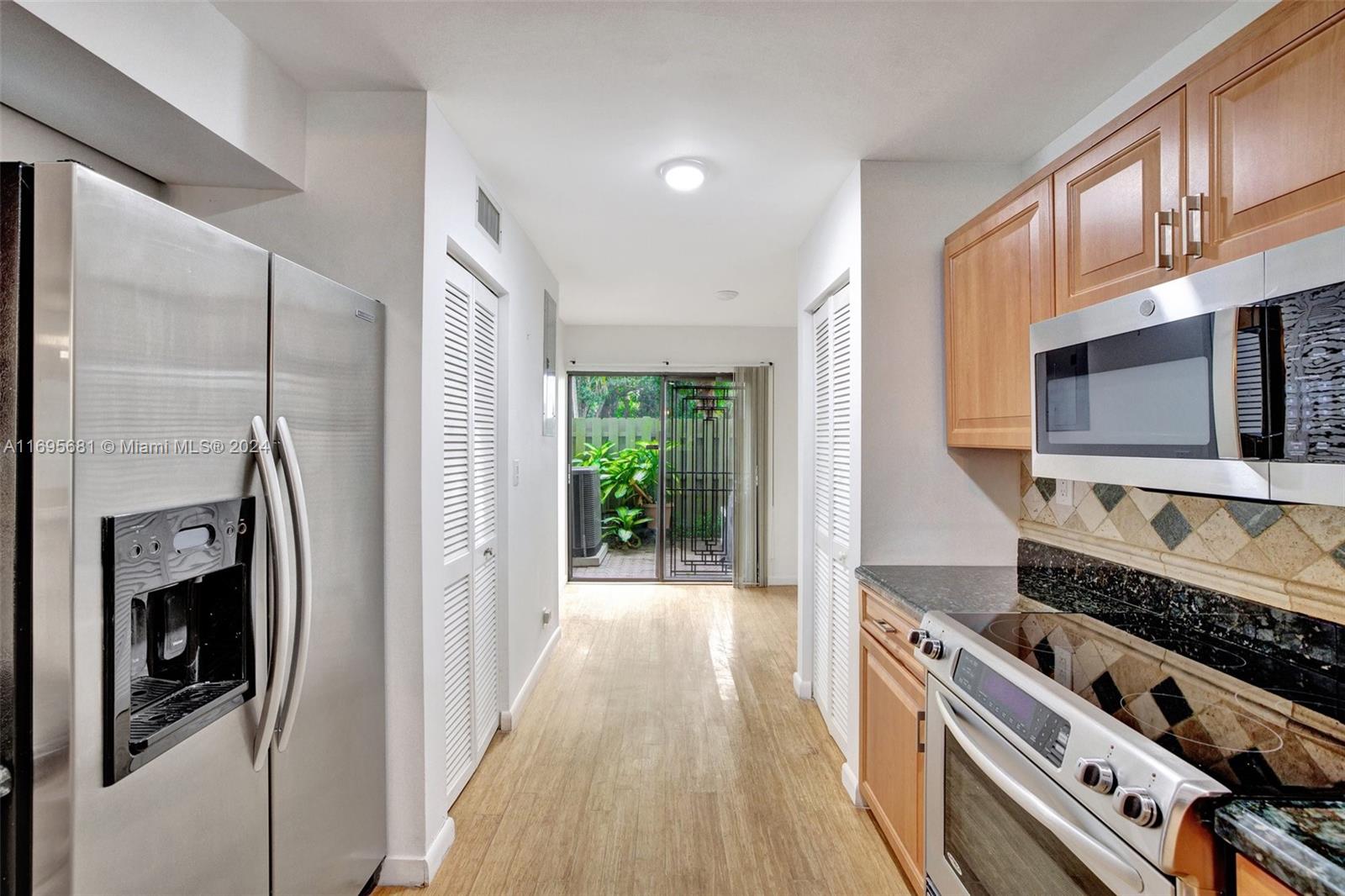 93 NE 17th Ct 93