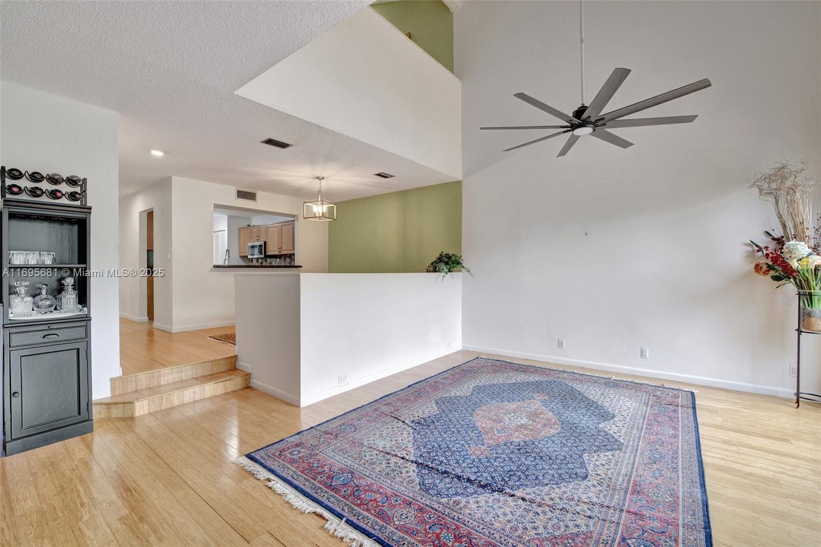 MIDDLE RIVER TOWNHOUSES - Residential